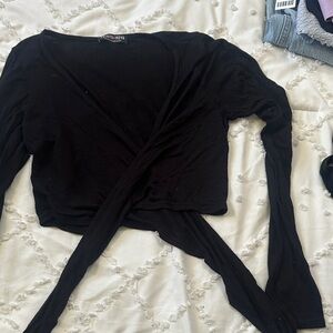 Fashion Nova Black Long Sleeve Crop Top